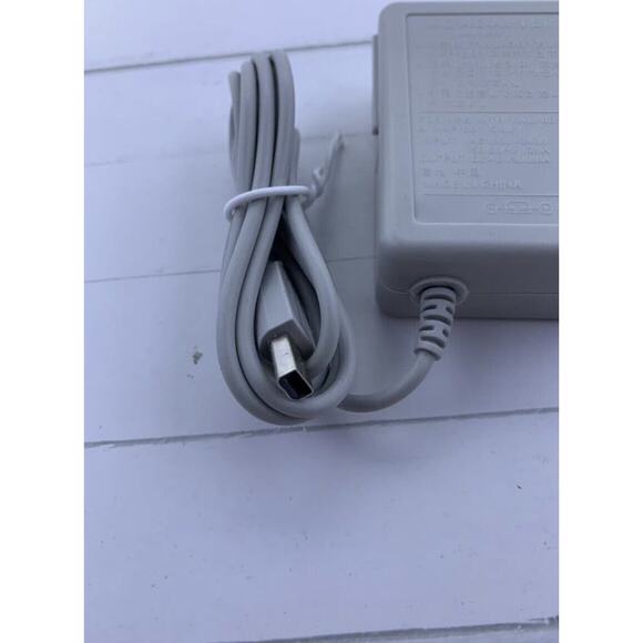 NINTENDO 3DSXL NDSi DSi XL 3DS 3DS XL WALL CHARGER/AC ADAPTER - Picture 2 of 3